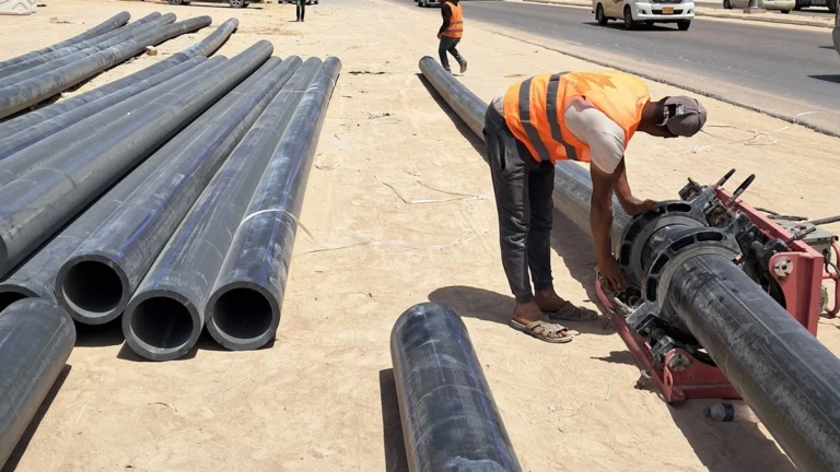 butt fusion machines on pipeline site