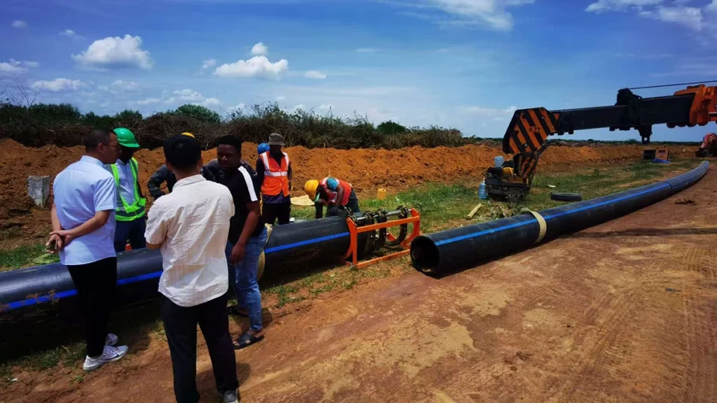 HDPE pipe welding machine on site