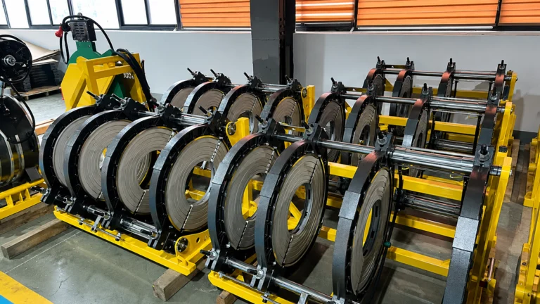 HDPE pipe welding machine